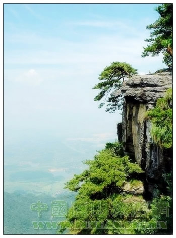 庐山龙首崖