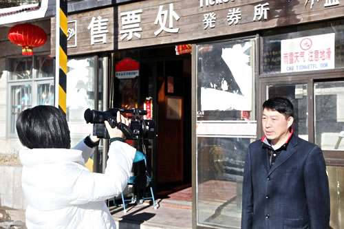 庐山北山园门孙丛林班长接受采访