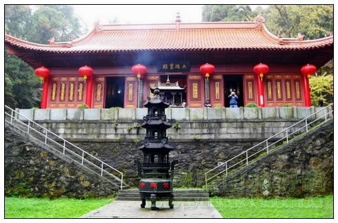 庐山黄龙寺