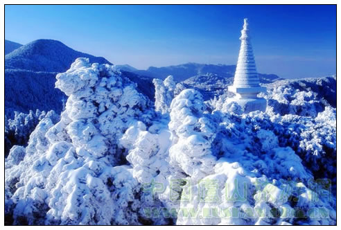 庐山诺那塔冬景