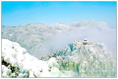 庐山含鄱口冬景