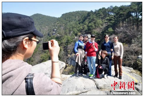 庐山连续十年“三八节”对女性游客免庐山大门票