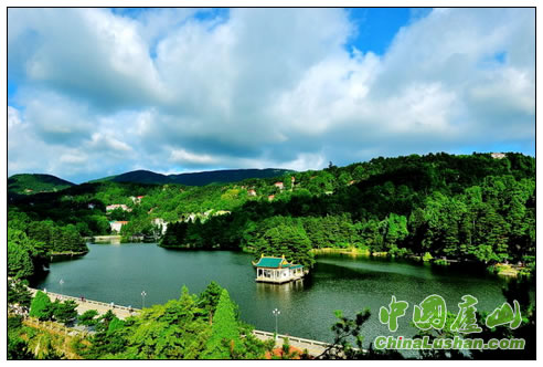 白云飞渡 李沪生