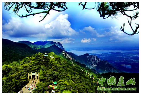 湖光山色含鄱口 张爱良