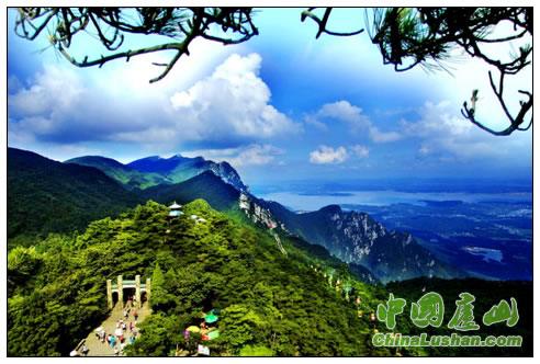 湖光山色含鄱口 张爱良