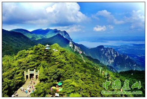 含鄱口湖光山色