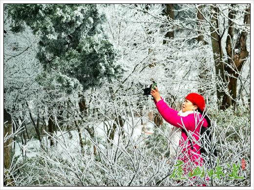 庐山景区喜迎冰雪季 花径造雪机“雪上加霜”