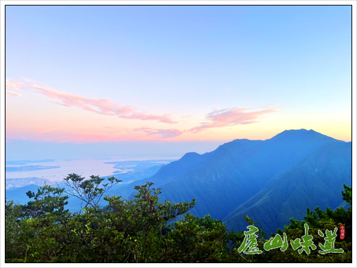 庐山天下悠:立秋时节庐山景区持续迎来暑期客流高峰